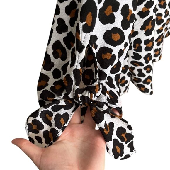 Michael Kors Womens Leopard Print Blouse Size M Going Out Mob Wife Date Night - Picture 5 of 10